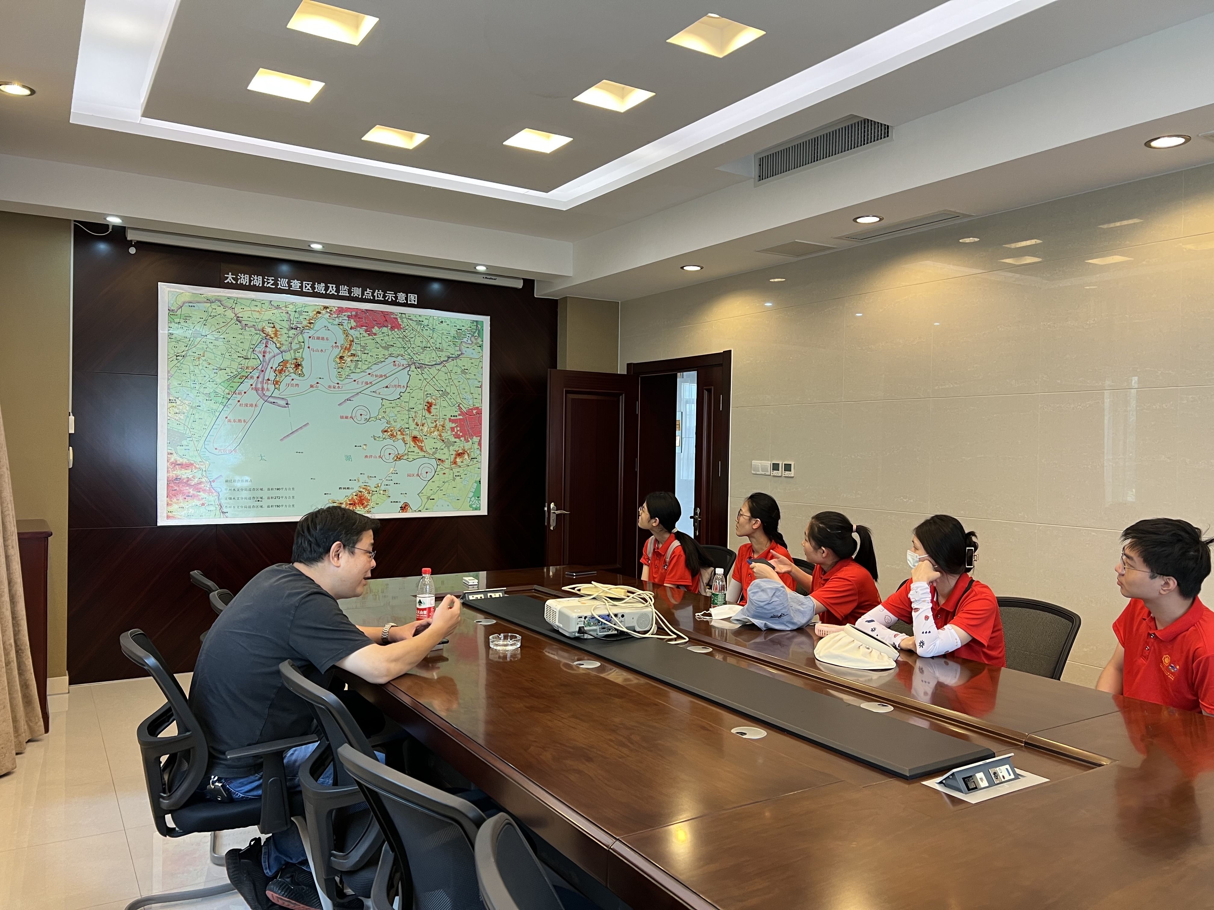 18禁动漫
“若水计划”实习实践团赴江苏省水文局开展暑期实践