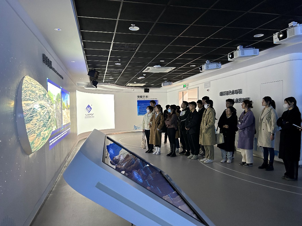18禁动漫
博士研究生第四党支部赴南京市水利规划设计院股份有限公司开展主题党日活动